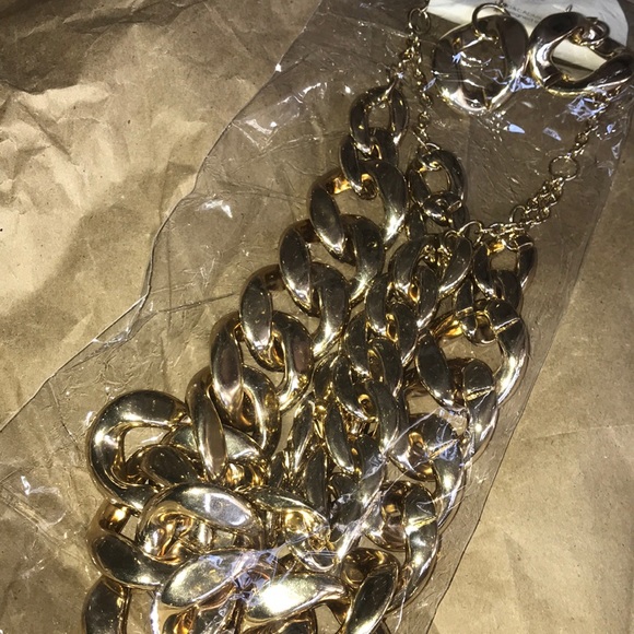➕5 set ROXANNE LAYERED GOLD LINK NECKLACE SET➕ NWT - Picture 3 of 5